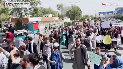 Women march in Kabul against Pakistan and demanding freedom
