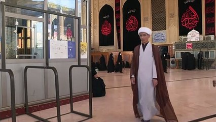 رجال دين من الهزارة الأفغان في النجف يعبرون عن خوفهم وقلقهم على مستقبل بلادهم بعد سيطرة طالبان