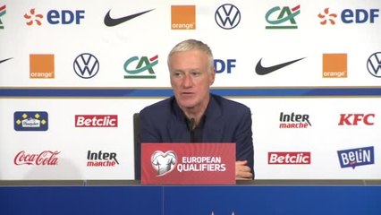 Bleus - Deschamps ne remet pas en cause la place de Mbappé dans le trio