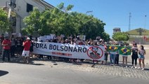 Manifestantes realizam ato em Cajazeiras em defesa da democracia e contra o governo Bolsonaro