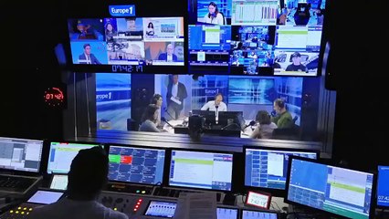 L'avocat de Sandrine Rousseau : "Hasard du calendrier, Jean-Pierre Belmondo est mort le même jour que Jean-Paul"
