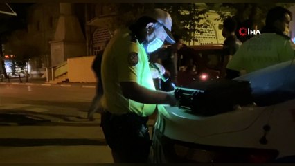 Alkollü sürücüden polise: "Hadi beni kelepçele"