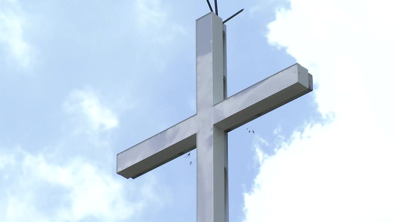 충남 아산 교회서 집단감염...경남, 재확산 비상 / YTN