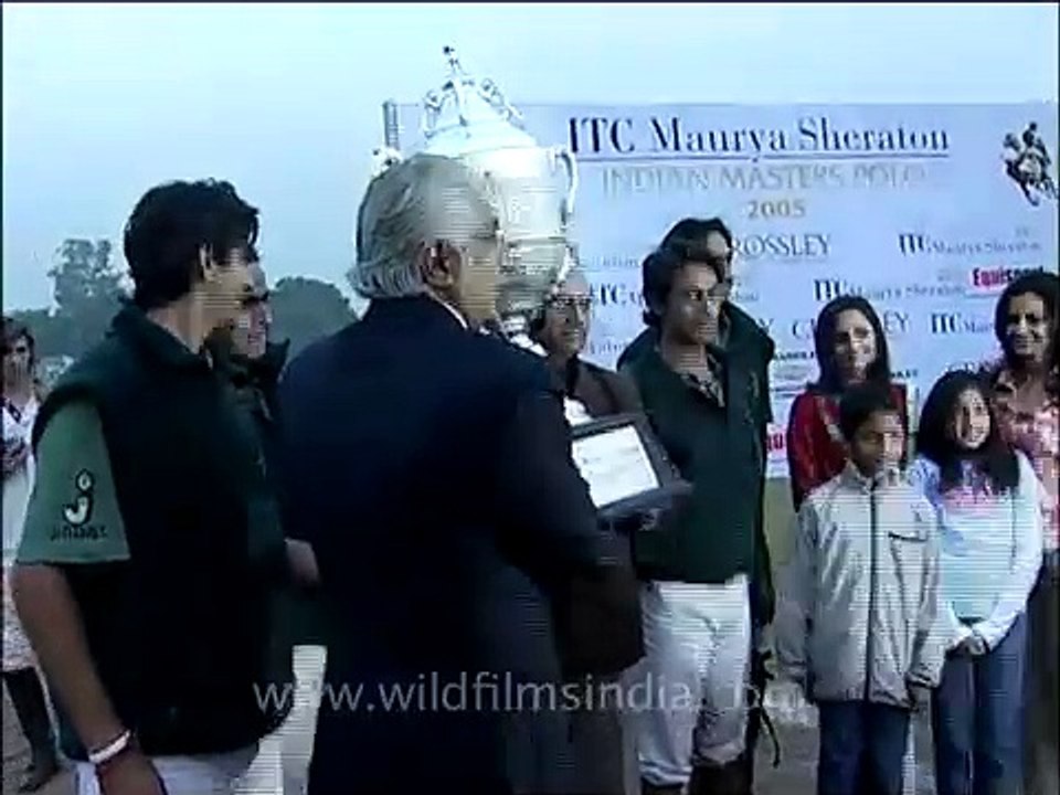 Indian Masters Polo prize distribution - 2005