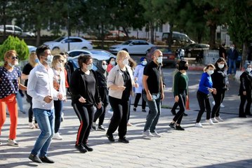 KIRKLARELİ - Sağlık Müdürü Cerit'ten Kovid–19 ile mücadelede rehavete kapılmayın uyarısı