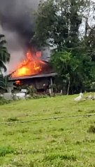 Incêndio atinge galpão de reciclagem em Pirabeiraba