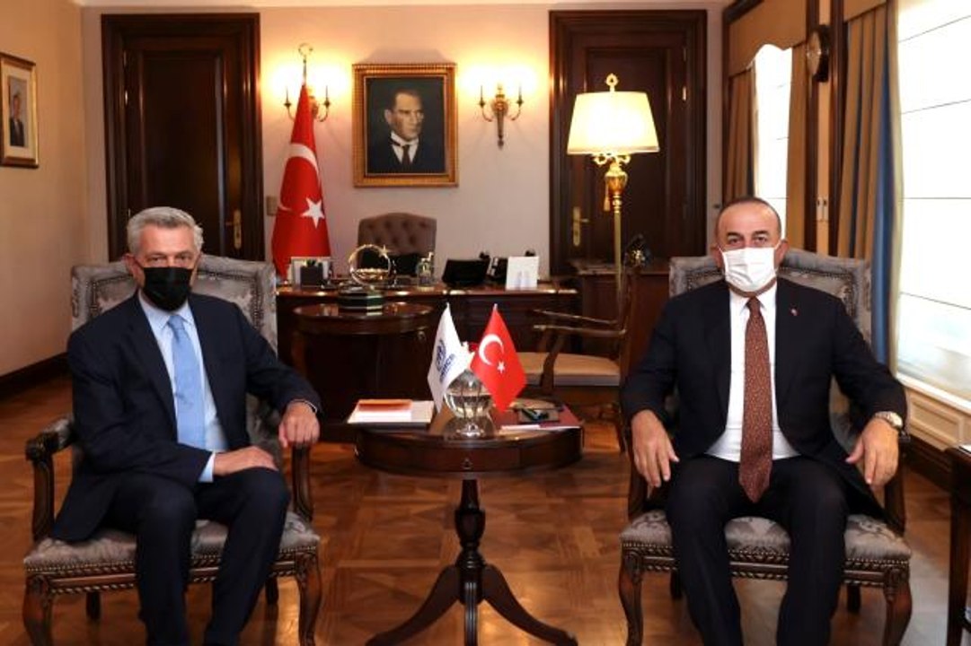 Son dakika: Dışişleri Bakanı  Çavuşoğlu, Birleşmiş Milletler Mülteciler Yüksek Komiseri Grandi ile görüştü