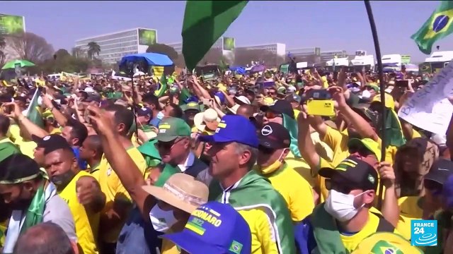 Bolsonaro attacks courts, elections at Brazil rallies