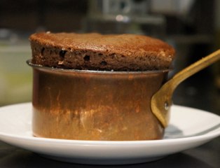 Le soufflé au chocolat de Jean Imbert