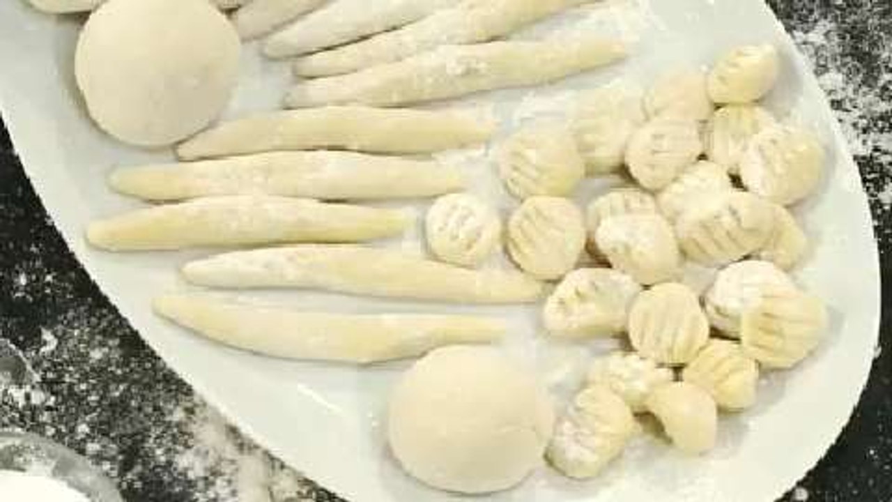 Comment faire des quenelles, des nouilles roulées et des gnocchis de pomme de terre ?