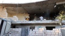 قصف لقوات النظام على مبنى يضم نقطة طبية في شمال غرب سوريا (المرصد)