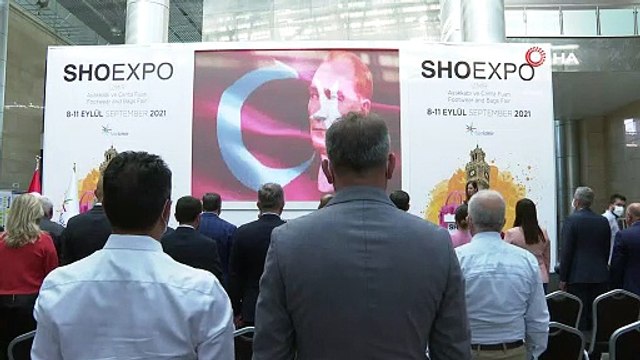 Başkan Soyer; orman yangınları mağdurları için podyuma çıktı