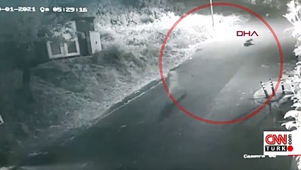 Köpekten kaçarken kolu kırıldı