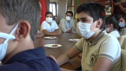 DÜ'nün çocuk öğrencileri atölye başına geçti