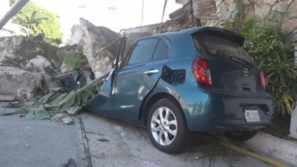 Acapulco se levanta todavía temeroso tras el terremoto