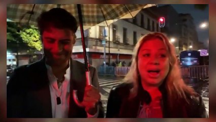 EDUARDO VERASTEGUI Y ALEJANDRO SIRVENT REZANDO Y CANTANDO BAJO LA LLUVIA EN LA SUPREMA CORTE DE JUSTICIA 06-09-21