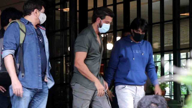 Bollywood Actor Hrithik Roshan Spotted at Soho House Juhu | FilmiBeat