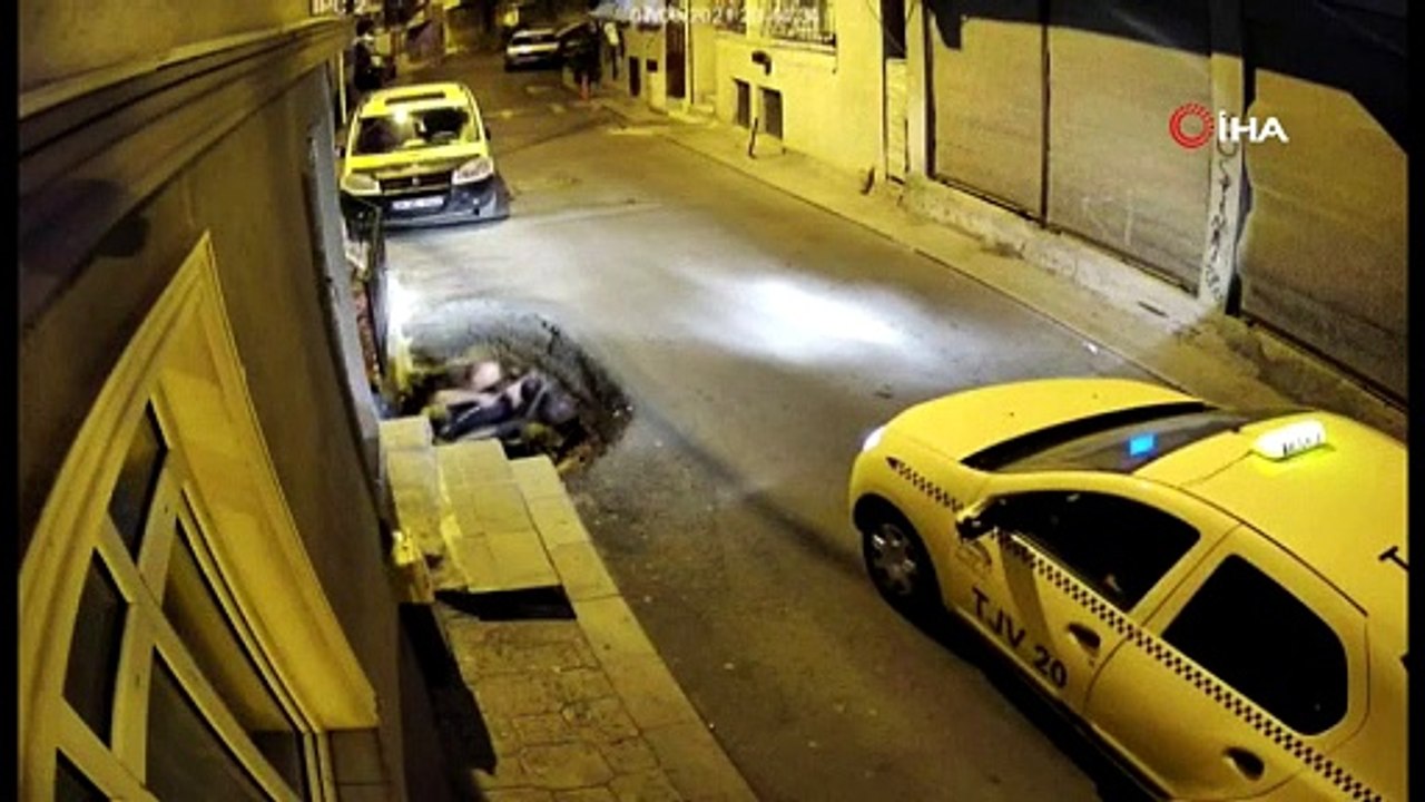 Boşanma aşamasındaki eşini ailesinin gözü önünde kaçırdı