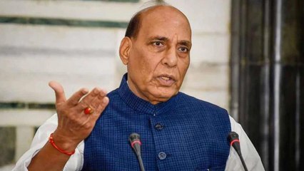 Download Video: Here's what Rajnath Singh said on IAF runway on Highway