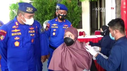 Ditpolairud Jatim Gelar Vaksinasi Gratis Soto