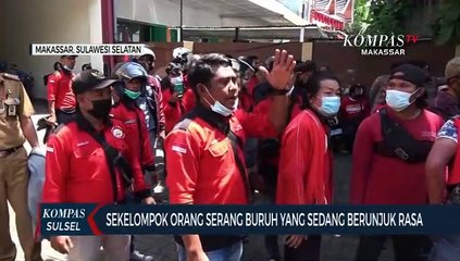 Sekelompok Orang Serang Buruh Yang Sedang Berunjuk Rasa