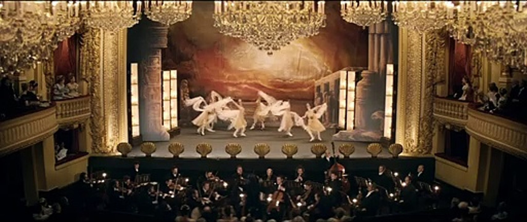 Bande-annonce d'Illusions Perdues avec avec Benjamin Voisin et Gérard Depardieu