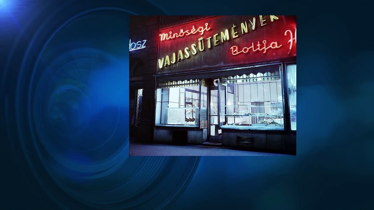 Budapester Neonschilder sollen erhalten bleiben