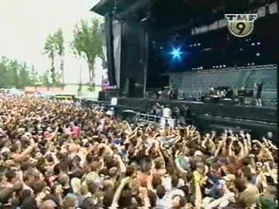 Muse - New Born (Live)