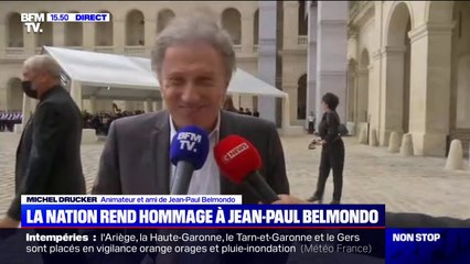 Michel Drucker: "Jean-Paul Belmondo ne se prenait pas pour une star (...) C'était un rigolo, il n'aurait pas voulu qu'on fasse la gueule aujourd'hui"