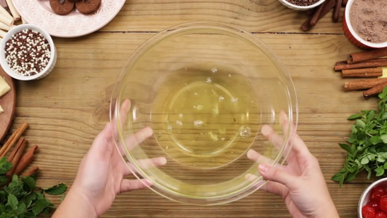 Bolo de chocolate — Receitas TudoGostoso