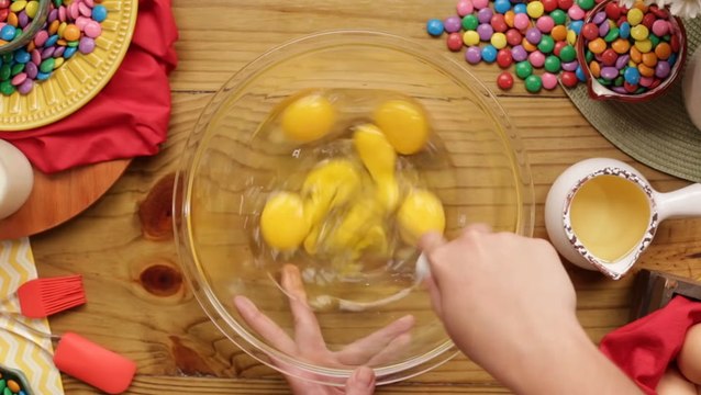 Bolo Arco-íris — Receitas TudoGostoso