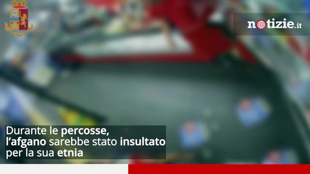 Roma, insulta e pesta un afgano in metro: arrestato un 42enne col tatuaggio di una croce celtica