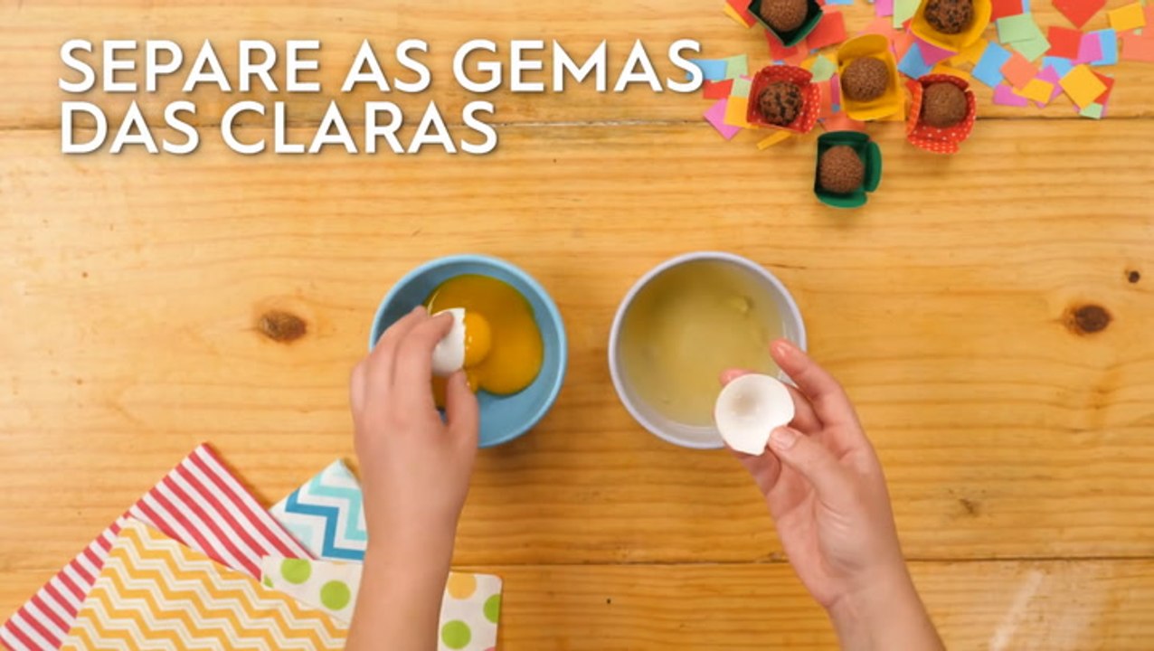 Bolo formigueiro colorido — Receitas TudoGostoso