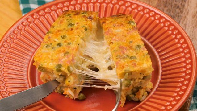 Omelete de forno com presunto e queijo — Receitas TudoGostoso