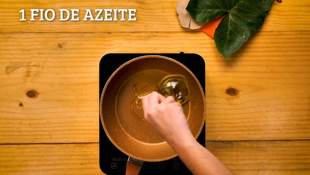 Bolo salgado com taioba — Receitas TudoGostoso