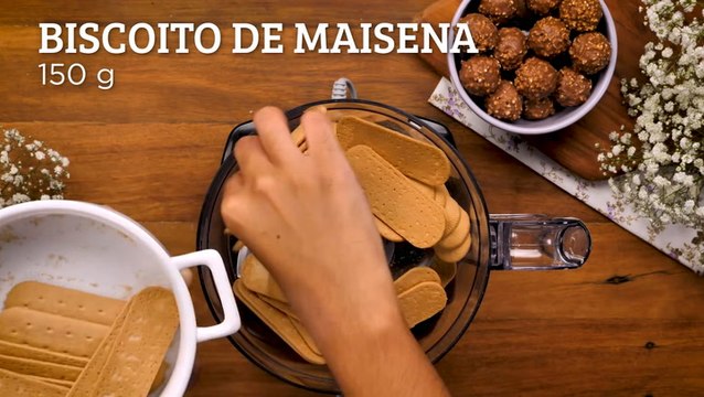 Cheesecake de Ferrero Rocher — Receitas TudoGostoso