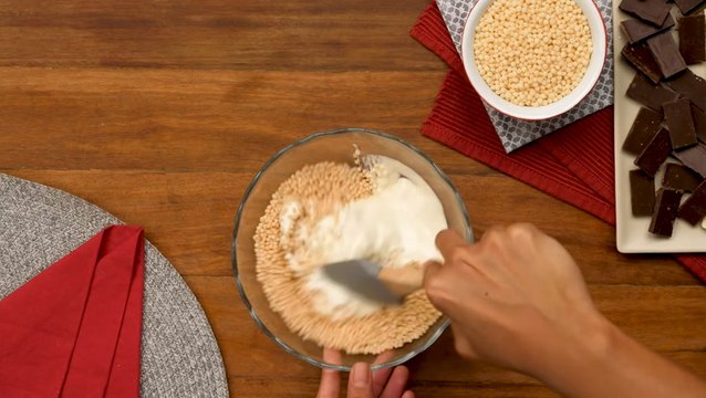 Torta crocante de dois chocolates — Receitas TudoGostoso