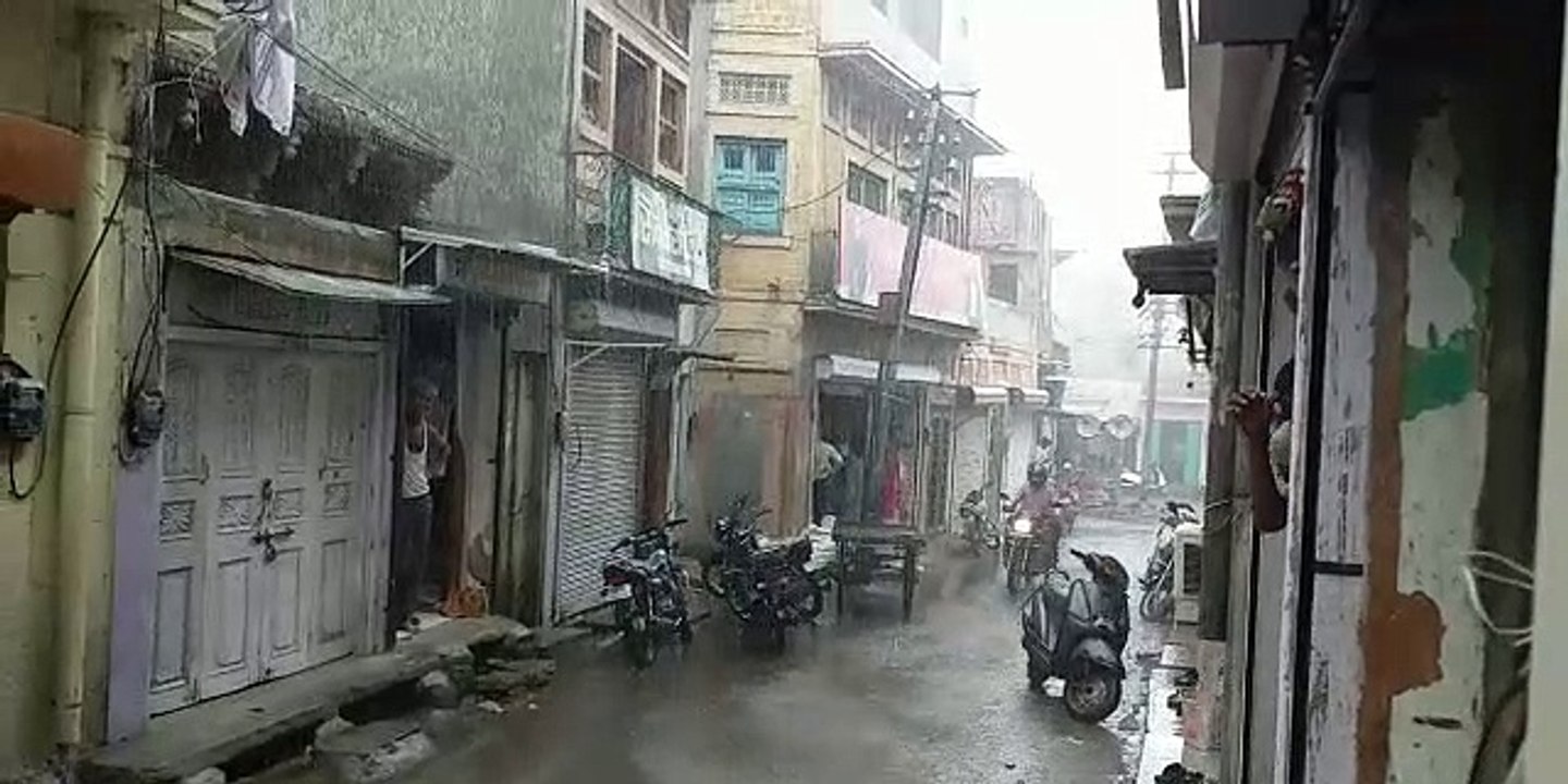 थार में झमाझम, गुड़ामालानी और धोरीमन्ना में 1-1...