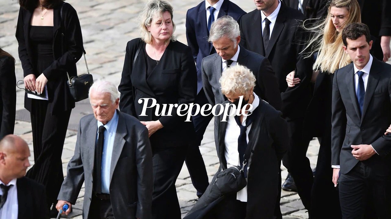 Hommage à Jean-Paul Belmondo : son fils Paul épaulé par sa femme Luana dans la douleur