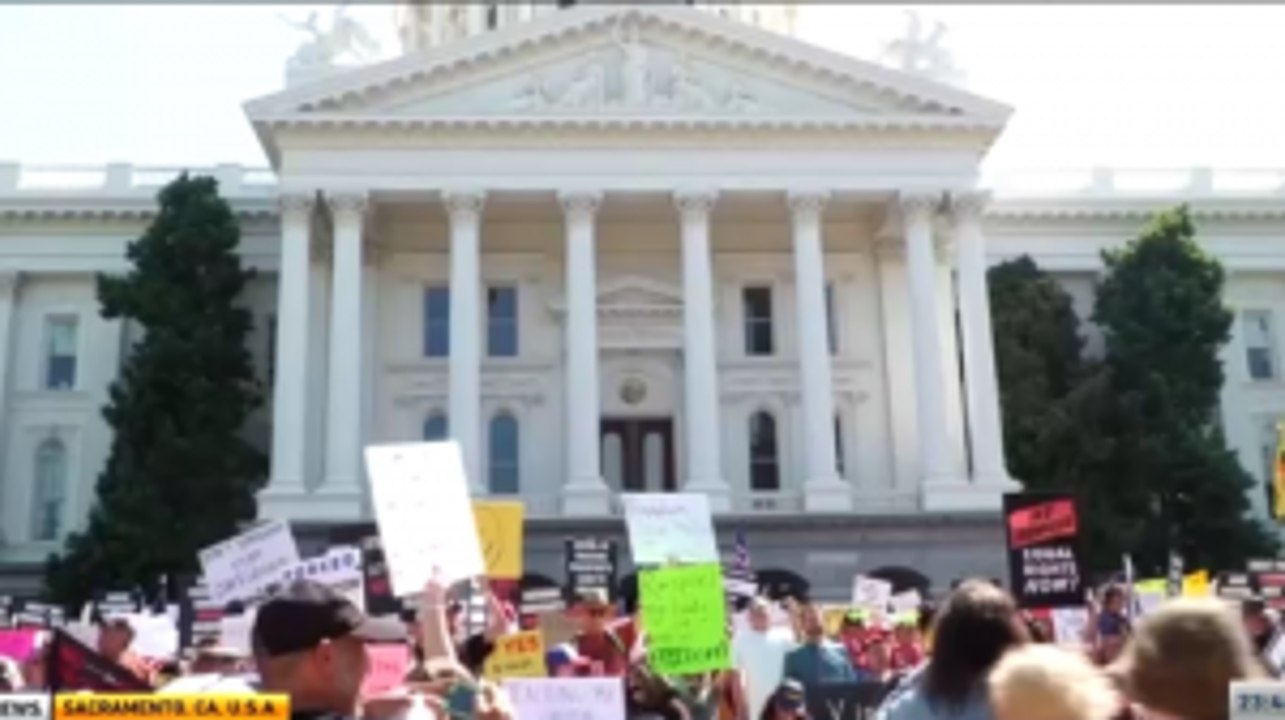Virus Vaccine Mandate Protest