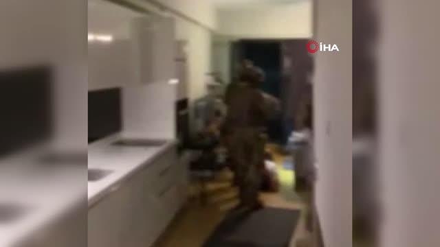 Son dakika haberleri... Kağıthane'de polis merkezi önünde silahlı saldırı: 57 yaşındaki kadın hayatını kaybetti