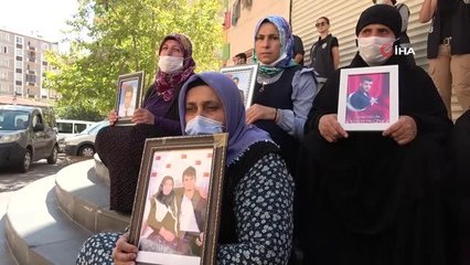 Evlat nöbeti devam ediyor, aileler direniyor