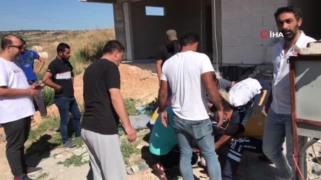 Bilecik'te bir inşaatın ikinci katından yere düşen işçi yaralandı