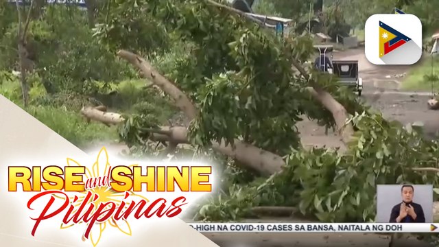 Ilang residente sa Batangas, nagrereklamo dahil 'di pa rin naibabalik ang supply ng kuryente; BATELEC, iginiit na minamadali na ang pagsasaayos ng kuryente