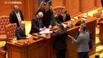 Romania: mozione di sfiducia presentata da un partito di governo