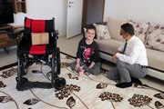 Bingöl Milli Eğitim Müdüründen yürek ısıtan iyilik: Okula gidemeyen engelli öğrenciye akülü sandalye hediye etti