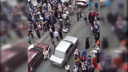 Bağcılar'da indirimli halı izdihamı
