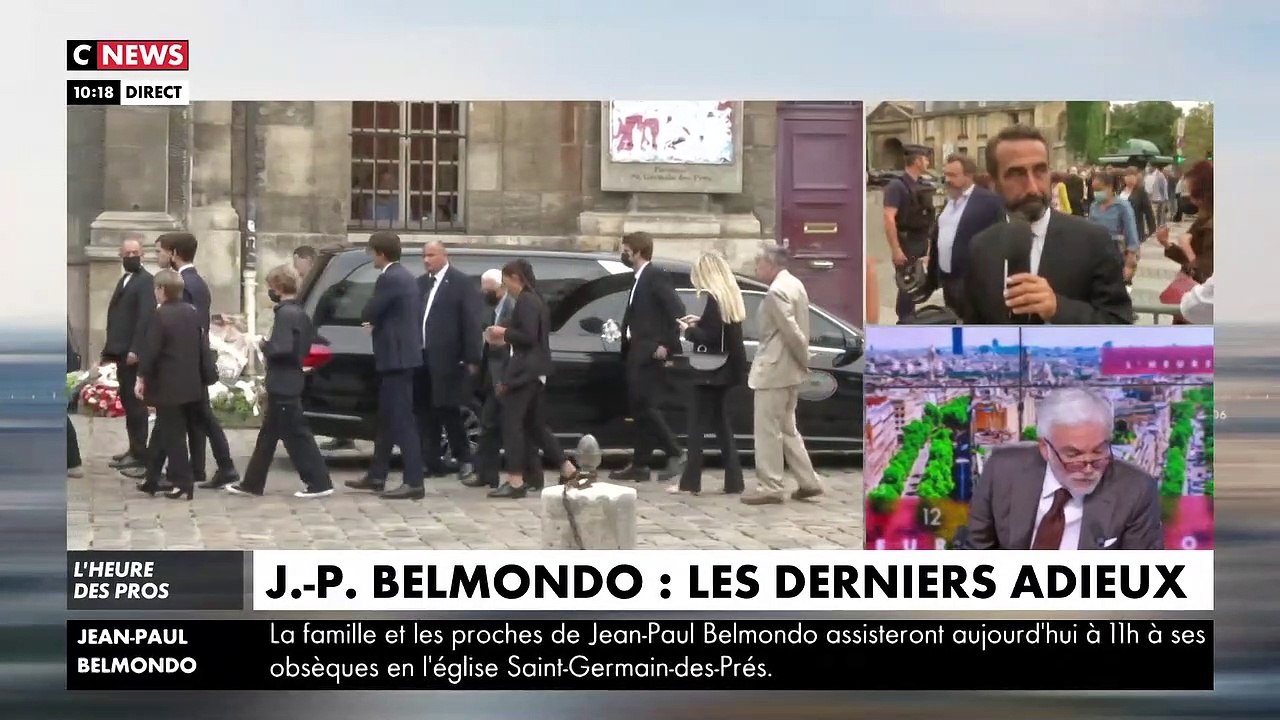 De nombreuses personnalités, dont Alain Delon, assistent ce matin aux obsèques de l’acteur Jean-Paul Belmondo à Saint-Germain-des-Prés - VIDEO
