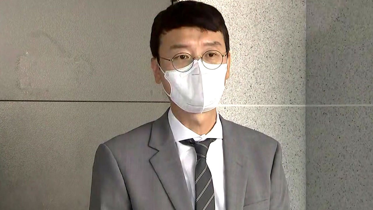 김웅 "의원실 압수수색은 불법...야당 자료 색출 모략극" / YTN