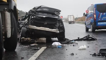 Paramparça olan otomobilde hayatını kaybetti